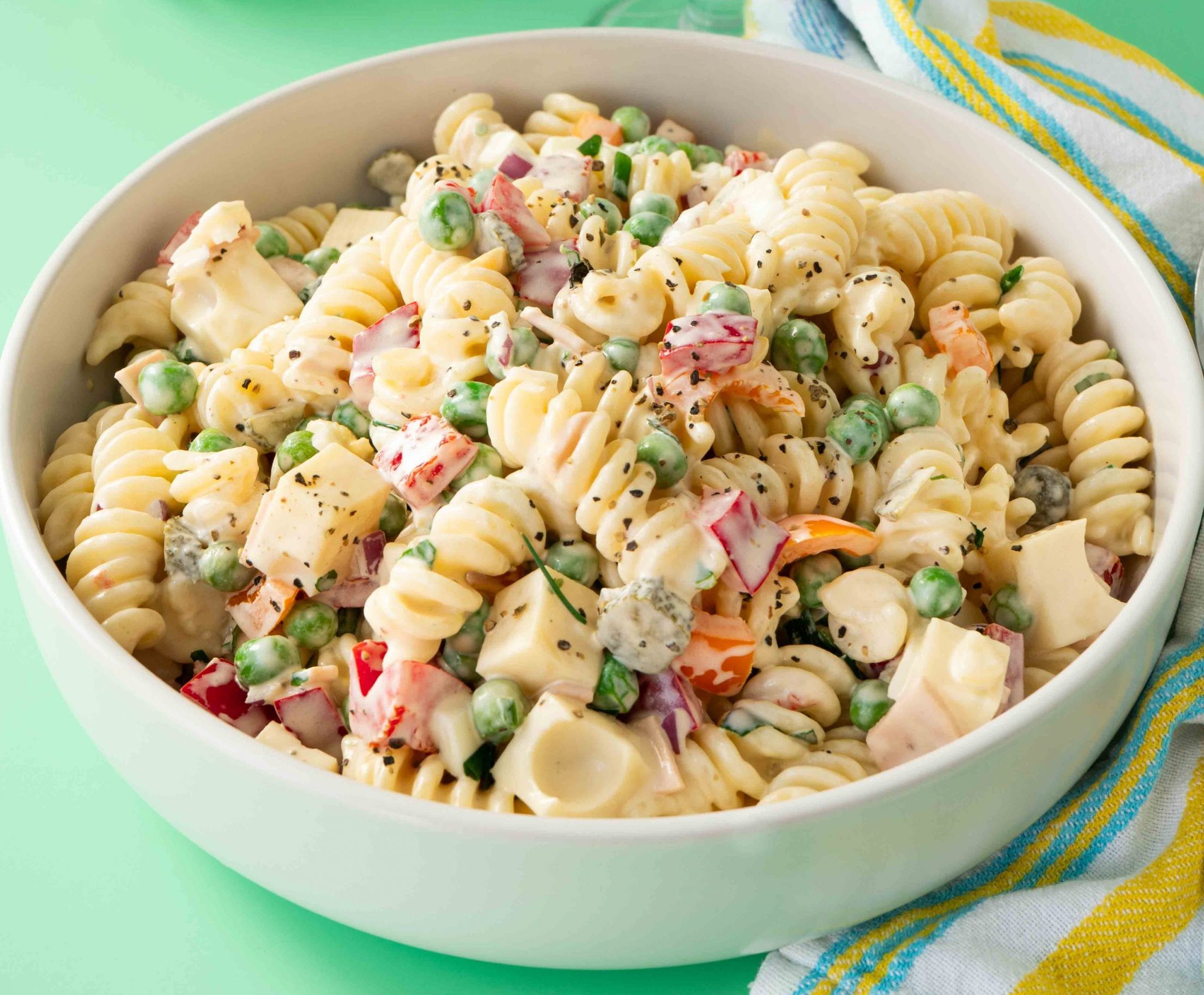 Klassischer Nudelsalat