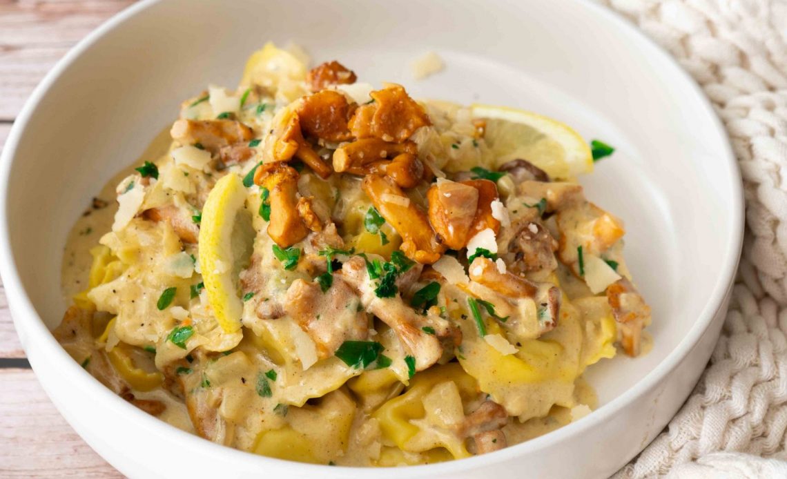 Tortellini in cremiger Pfifferling- Sauce