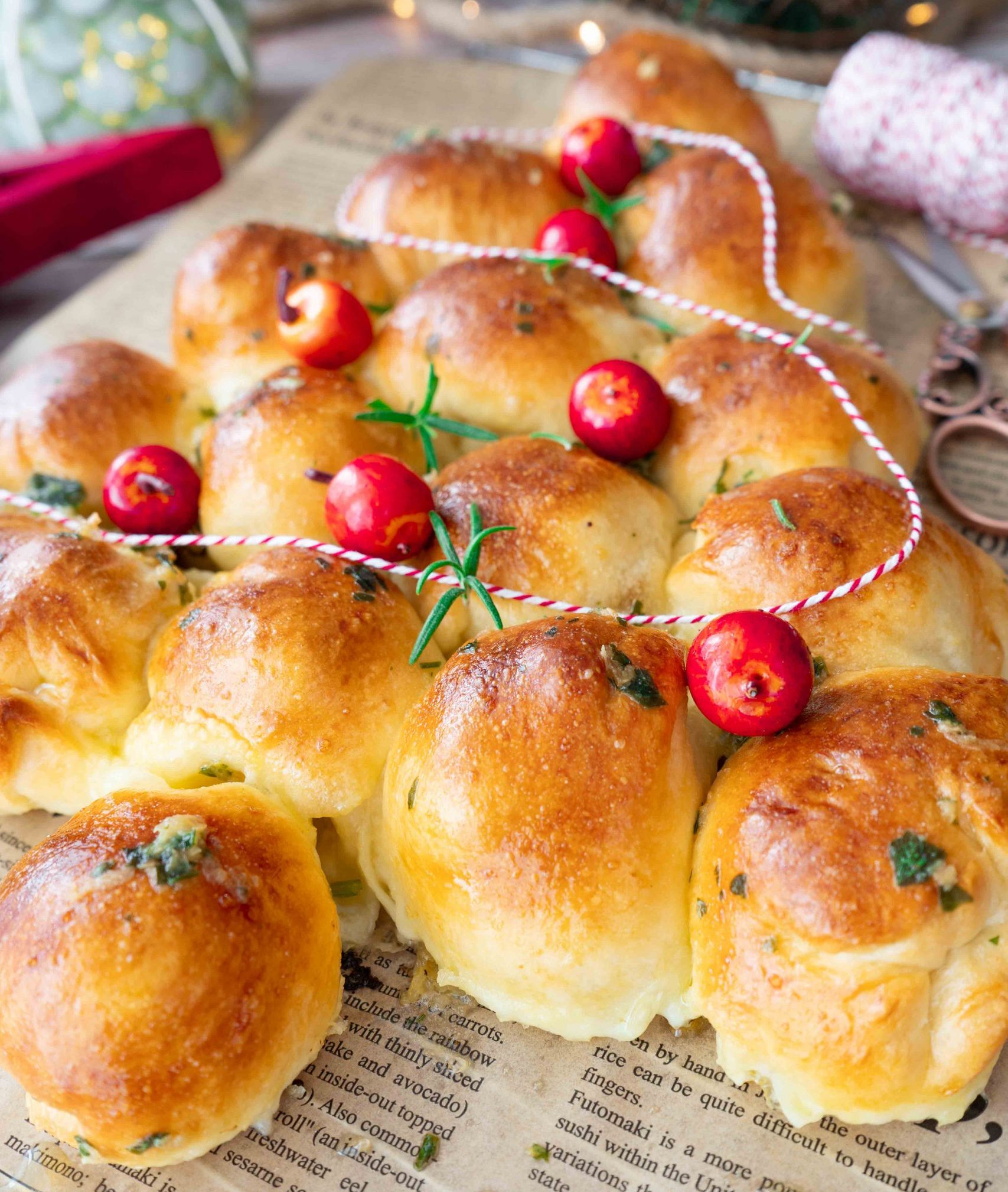 Pizza-Tannenbaum mit Mozzarella – das aromatische Adventsrezept für gemütliche Wintertage