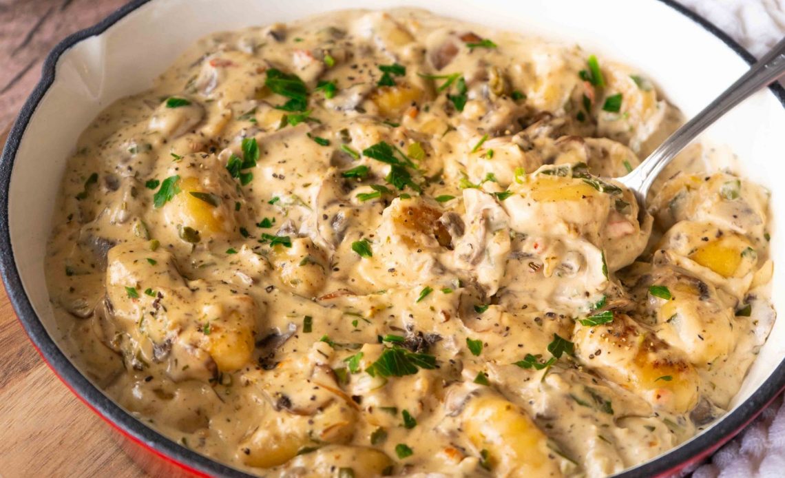 Gnocchi in cremiger Champignonsauce