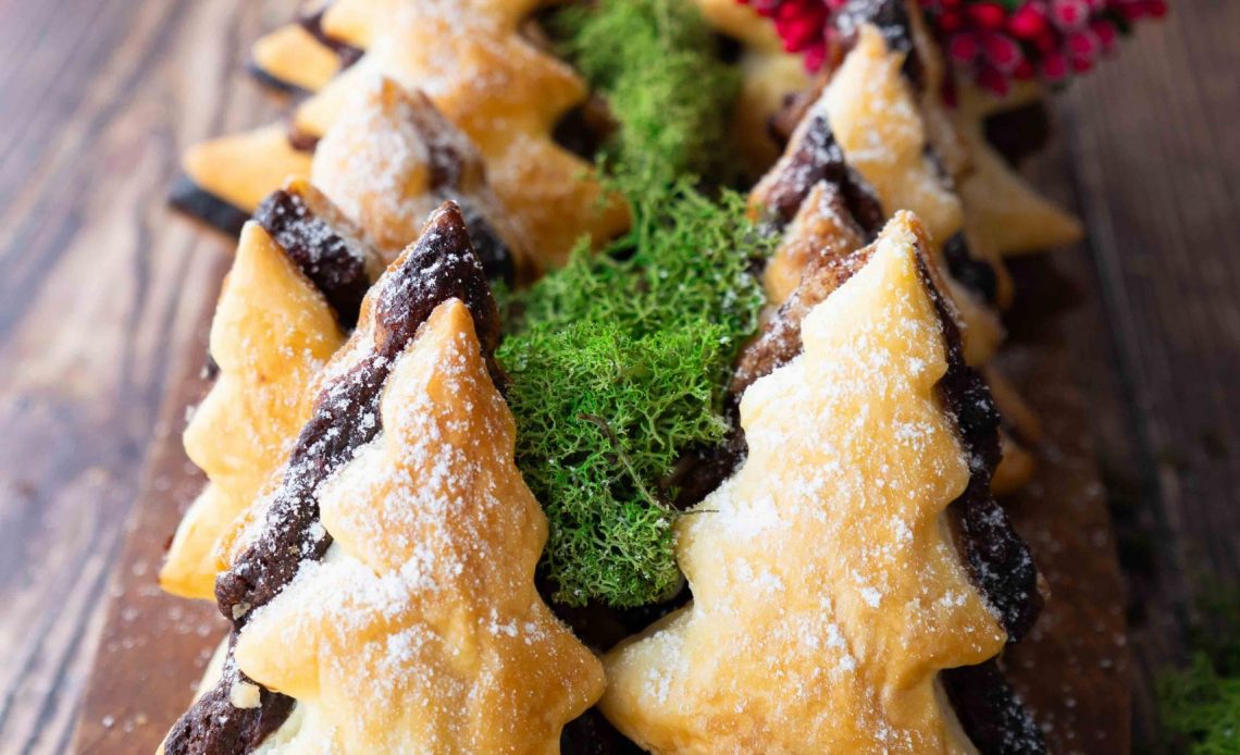 Einfache Blätterteig-Tannenbäume